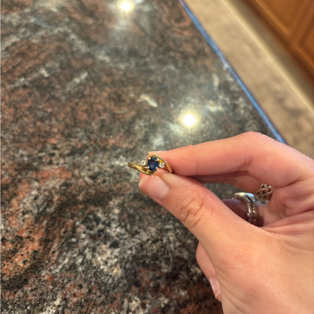Sapphire ring